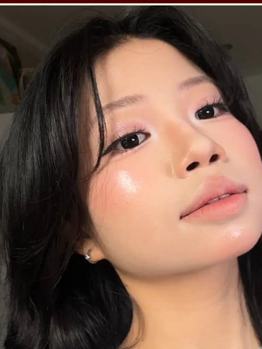 Layout Korean/Douyin ứng dụng cho chụp ảnh cá nhân.