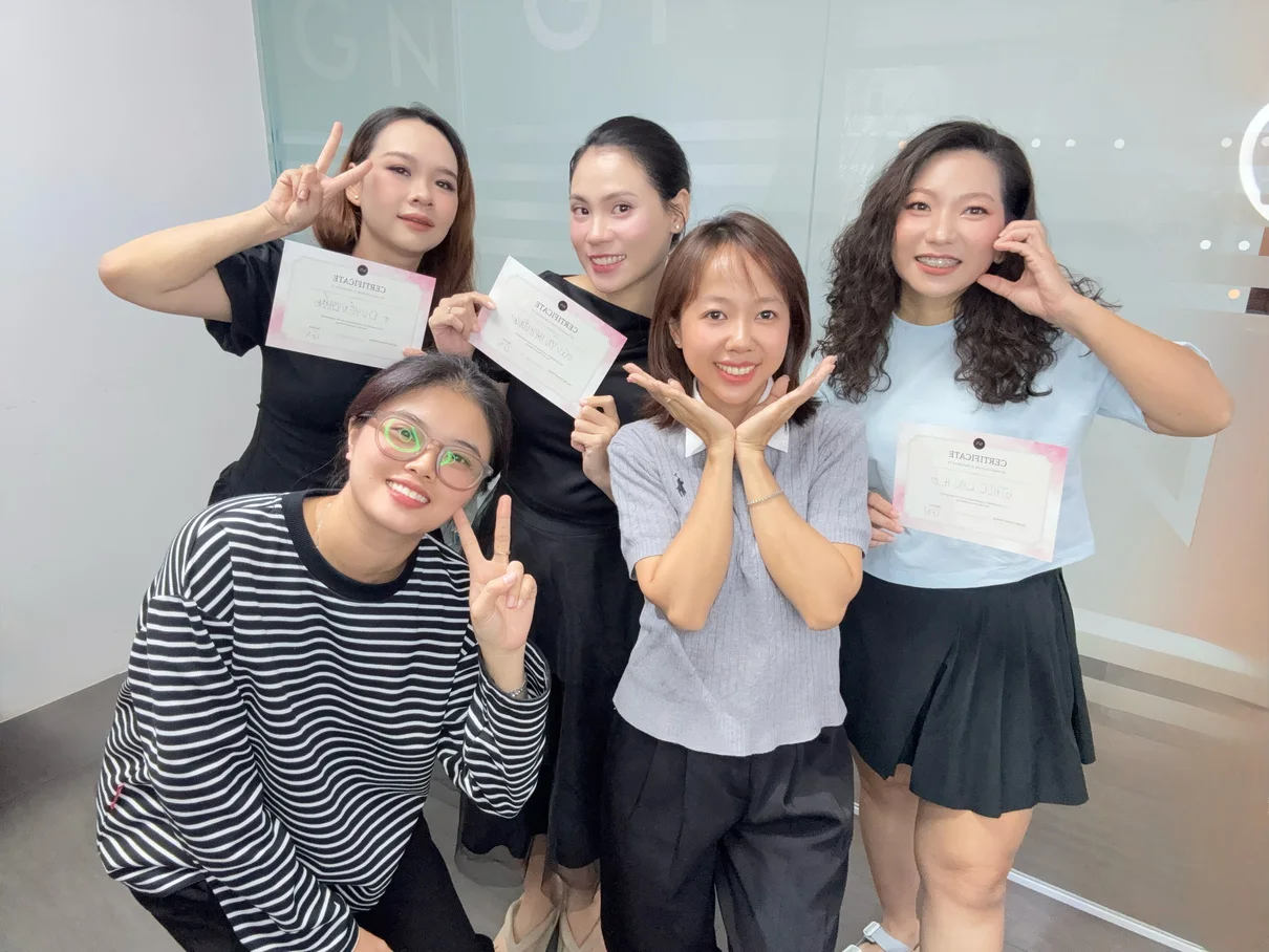 Không khí lớp học sau buổi thực hành.