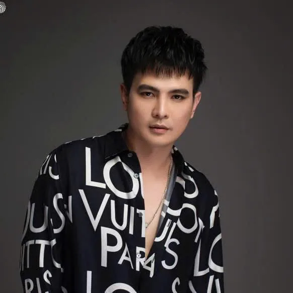 Ca sĩ Lâm Hùng trong hồ sơ năng lực của Hương Nguyễn